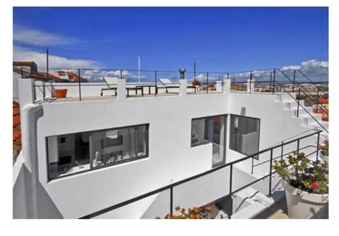 Property building, View (from property/room), Balcony/Terrace