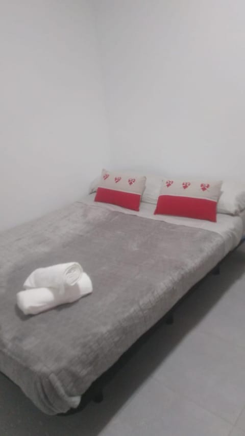 Estudio encantador cerca del carrefour rosaleda 1 Apartment in Malaga