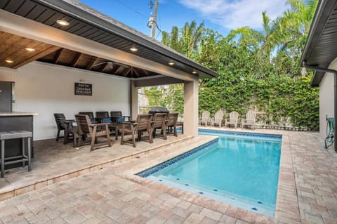 Island Time - Beach Pool Home House in Clearwater Beach