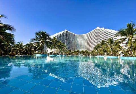 Property building, Pool view