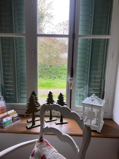 Petite maison de charme à Thury House in Bourgogne-Franche-Comté