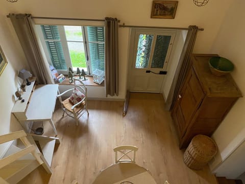 Petite maison de charme à Thury House in Bourgogne-Franche-Comté