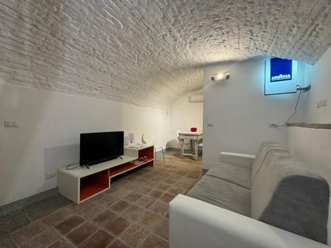 TV and multimedia, Living room, Entertainment