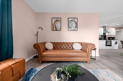 2 bed flat Manchester city Apartment in Salford