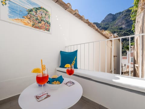 Patio, View (from property/room), Balcony/Terrace, Balcony/Terrace, Mountain view