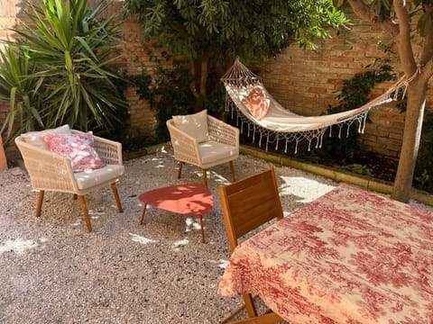 Casa Jouy con giardino a due passi dal mare Apartment in Civitanova Marche