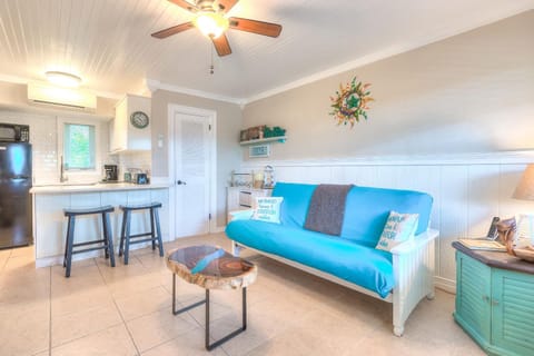 Tropic Terrace #32 - Beachfront Rental Resort in Treasure Island