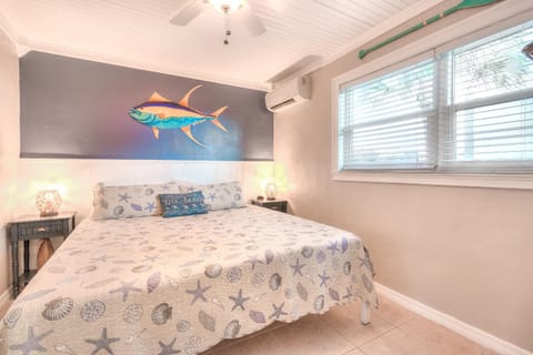 Tropic Terrace #32 - Beachfront Rental Resort in Treasure Island