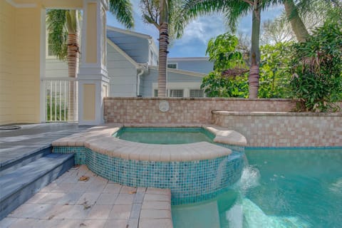 Ultimate Island Getaway - Monthly Beach Rental House in Clearwater Beach