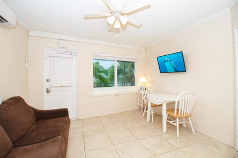 Tropic Terrace #41 - Beachfront Resort Resort in Treasure Island