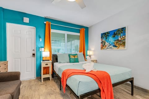 Tropic Terrace Suite #54 - Beachfront Resort Resort in Treasure Island