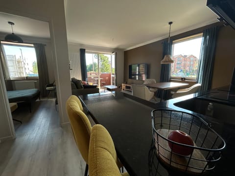 Kitchen or kitchenette, Living room, Dining area