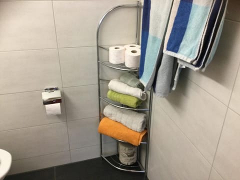 Bathroom, towels