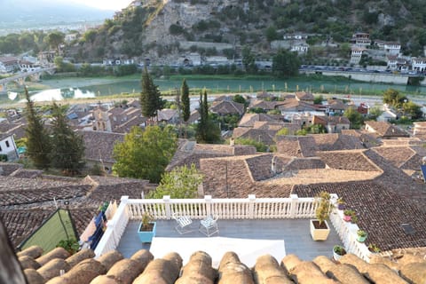 Property building, Nearby landmark, Day, Natural landscape, Bird's eye view, City view, Mountain view