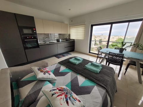 View (from property/room), Living room, Bedroom, kitchen