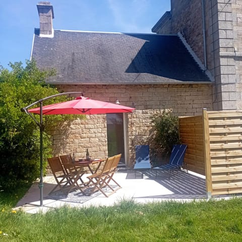 Patio, Garden, Dining area, Garden view, pet friendly, sunbed