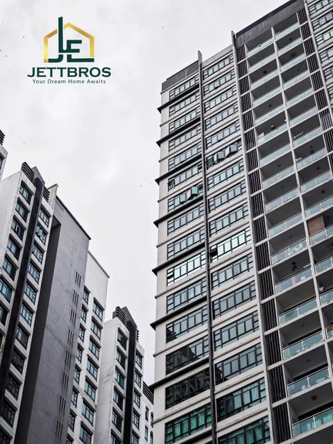 Property building, Day, City view