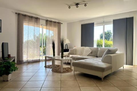 Villa Énalia Villa in Provence-Alpes-Côte d'Azur