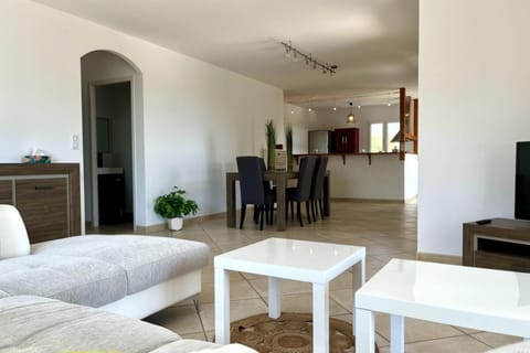 Villa Énalia Villa in Provence-Alpes-Côte d'Azur