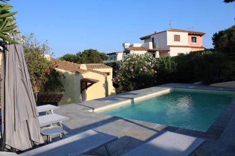 Villa Nina - Lussuosa Villa con piscina privata a Stintino Villa in Punta de su Torrione
