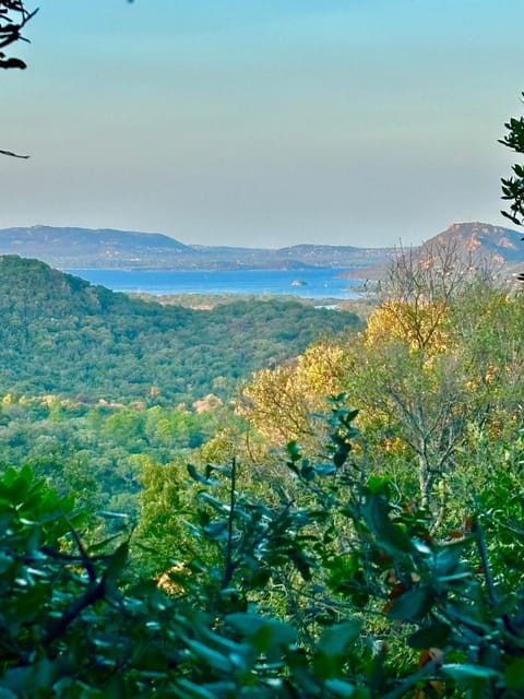 Mountain view, Sea view