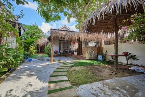 Property building, Garden, Garden, Garden view