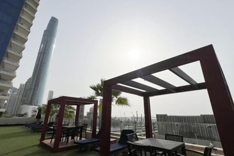 Lux 2BR with Sea Views in Marina Apartment in Dubai