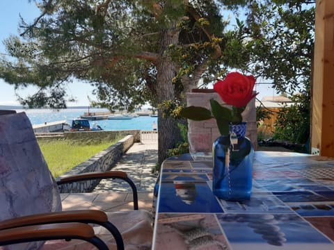 Patio, Day, Natural landscape, Garden, Seating area, Garden view, Sea view, Quiet street view