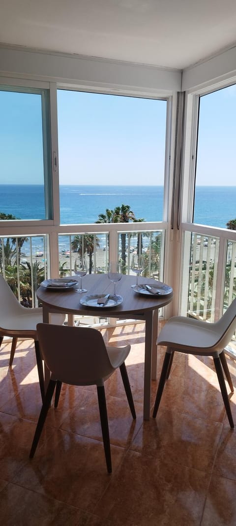 View (from property/room), Balcony/Terrace, Living room, Dining area, Sea view