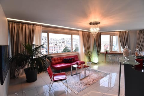 TV and multimedia, Living room, Seating area