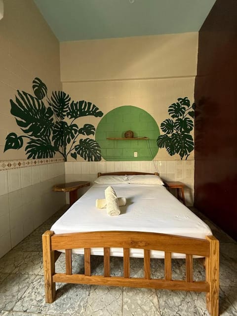Bed, Day, Bedroom, towels