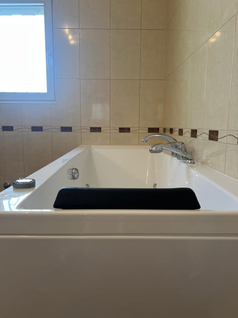 Hot Tub, Bathroom, Bath