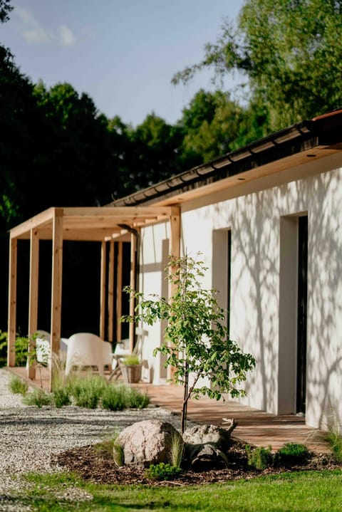 Property building, Garden view