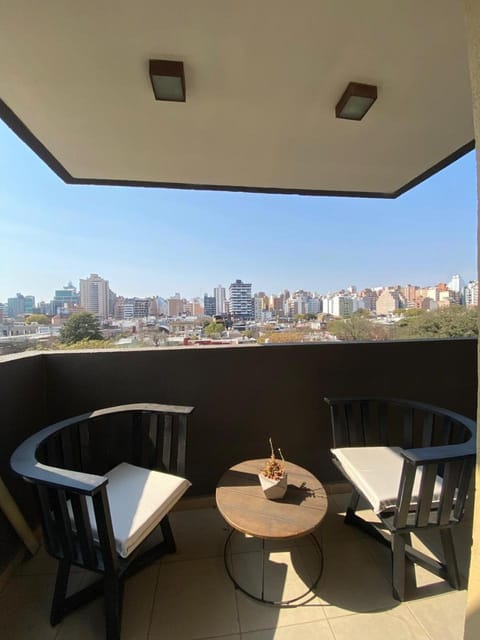Balcony/Terrace, City view