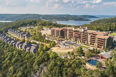 Property building, Day, Bird's eye view