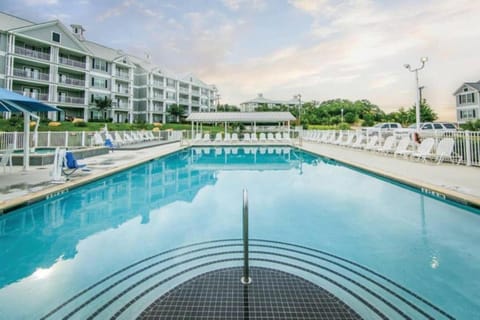 Property building, Pool view, sunbed
