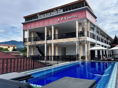 Property building, Swimming pool
