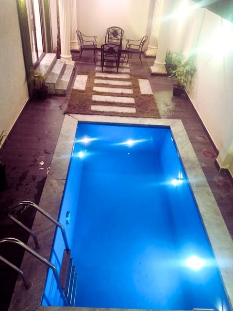 Pool view, Swimming pool