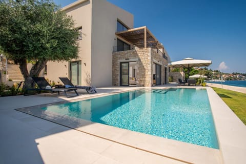Sea view, Swimming pool
