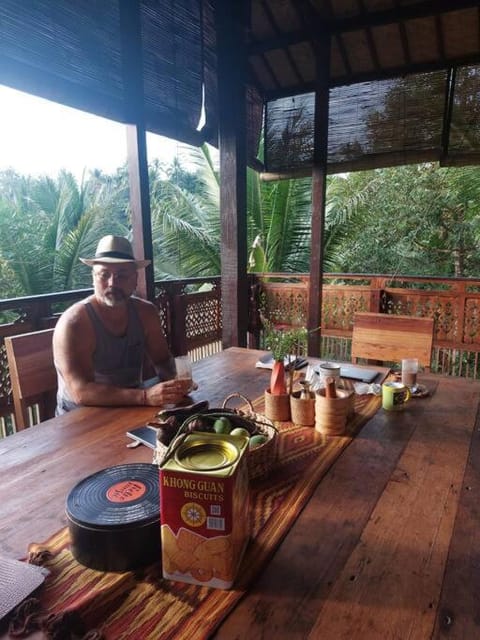 Ecolodge 1BR - JungleHavenBali Chalet in East Selemadeg