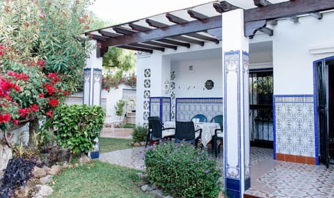 Patio, Garden, Garden view