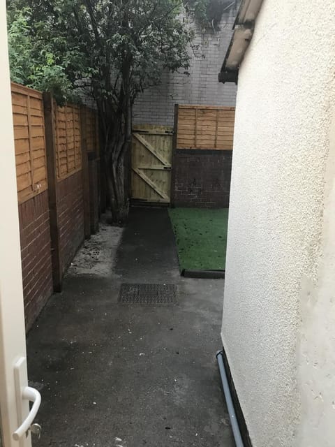 Kasu Lodge - Radford, Nottingham Bed and Breakfast in Nottingham