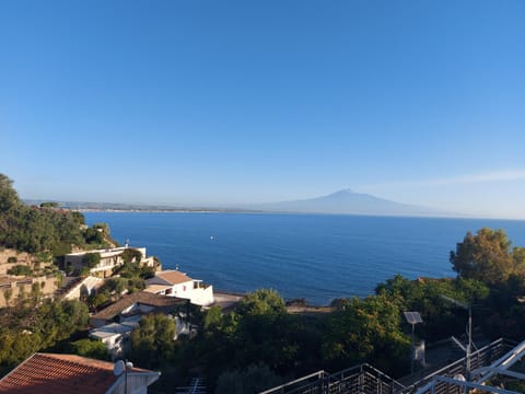 Nearby landmark, Balcony/Terrace, Mountain view, Sea view