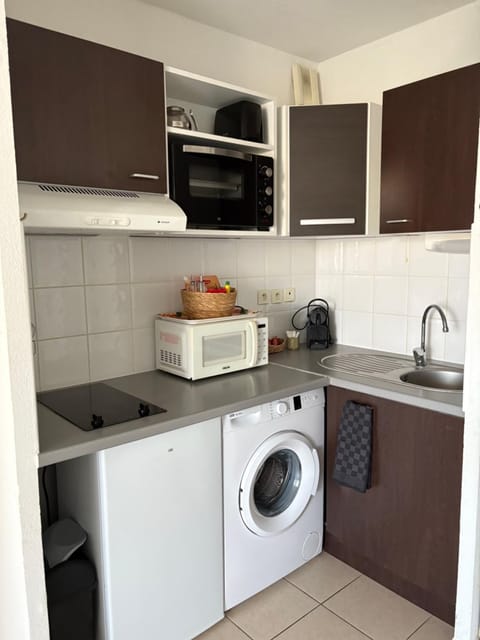 Appartement T2 climatisé Apartment in Arles