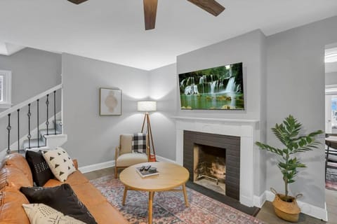 The Huron Charmer-4 BD and Yard House in Ohio