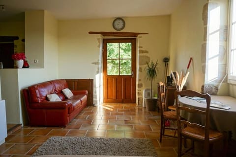 Studio reposant au milieu de la campagne Apartment in La Perrière