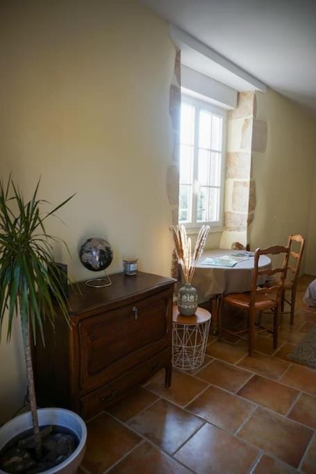 Studio reposant au milieu de la campagne Apartment in La Perrière