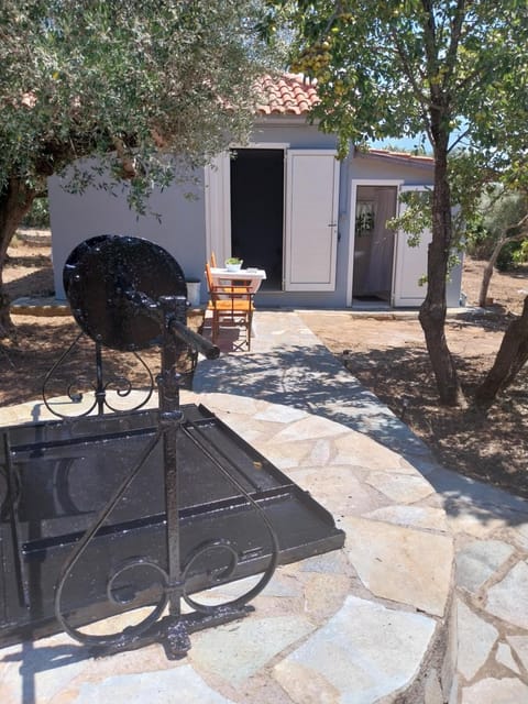 Olive garden room Bed and Breakfast in Messenia