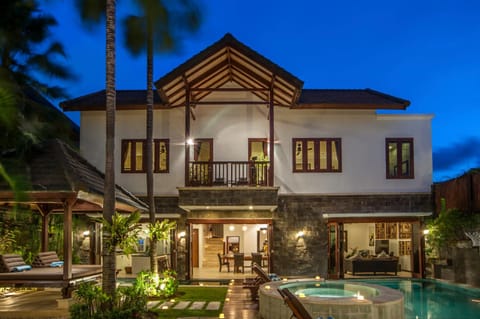 Property building, Night