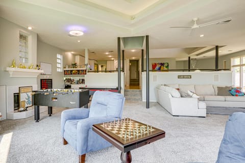 Exquisite Canal-Front Home Access to Lake Conroe! House in Lake Conroe